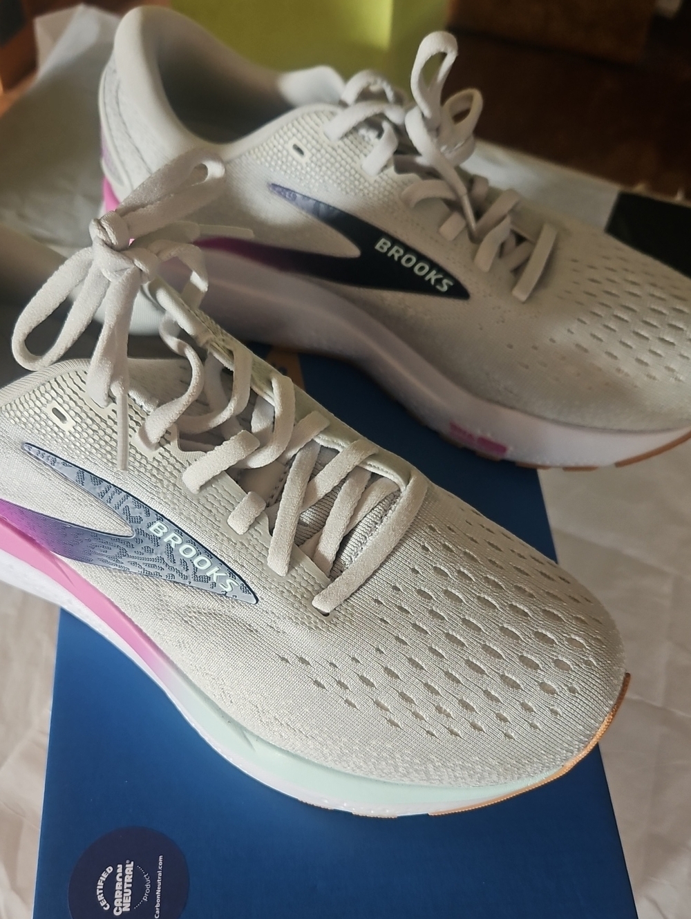 Brooks Ghost 16 Women’s White and Pink Running Shoes- WIDE WIDTH
